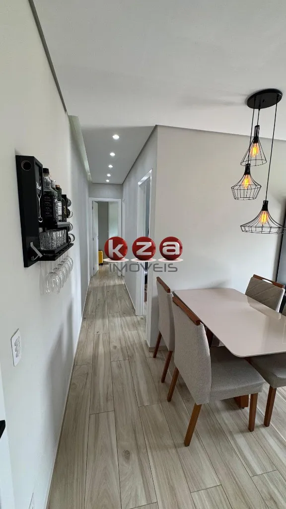 Imagem Apartamento à venda em Vinhedo-SP, bairro Marambaia: 2 quartos, 1 sala, 1 banheiro, 2 vagas de garagem. 48m² de área.