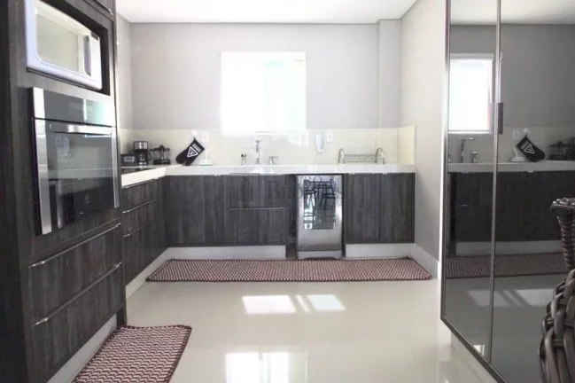 Imagem Ótimo apartamento quadra mar em Balneário Camboriú.