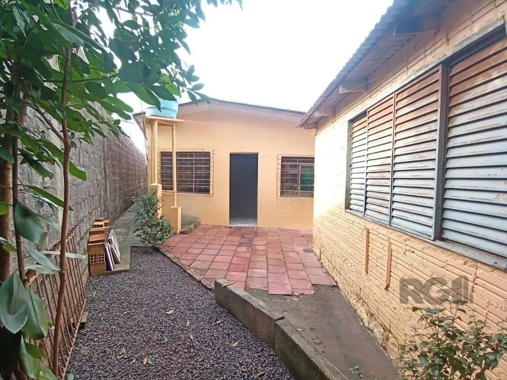Imagem Casa de 2 dormitórios no bairro Campo Novo