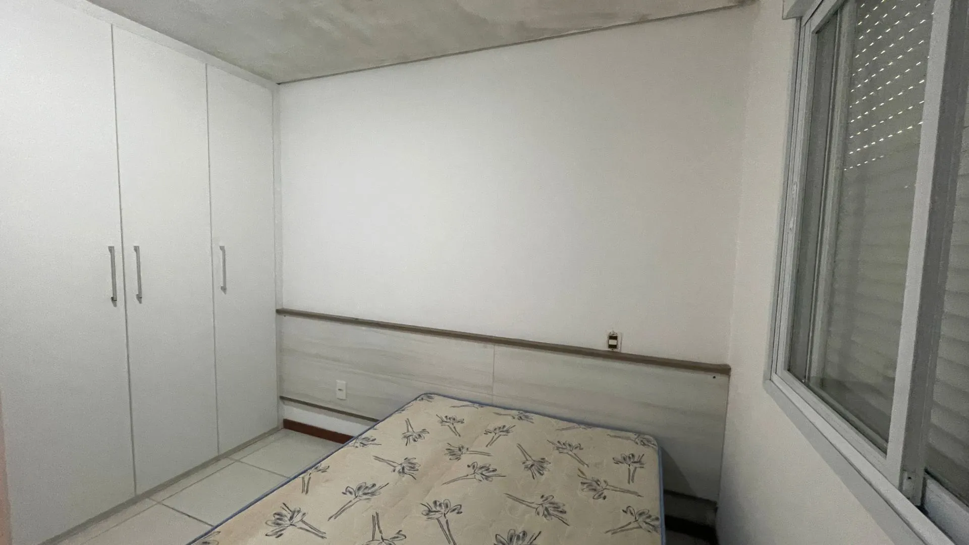 Imagem Apartamento de dois dormitórios, locação anual.