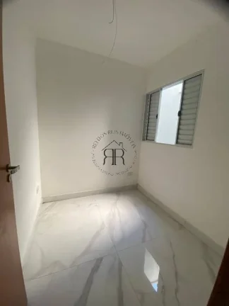 Imagem VENHA MORAR NO SEU PRÓPRIO APARTAMENTO! 
Este charmoso apartamento de 2 quartos, 1 sala e 1 banheir...