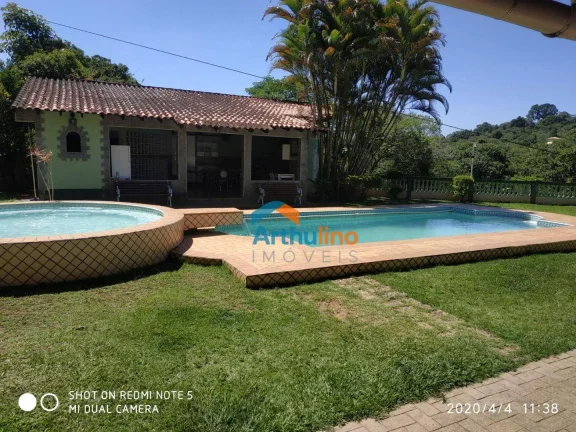 Imagem Magnífica chácara de 2800 m² - 7 dorm - 08 vagas - venda por R$ 1.000.000 e pacote locação por R$ 6.650/mês - Condominio Restinga Verde- São Roque/SP