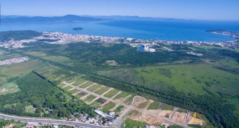 Imagem Excelente Oportunidade! Lote à venda com 459,63m no Real Parque Novo Norte em Florianópolis/SC