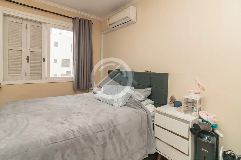 Imagem Apartamento com excelente localização, próximo à Av. Salvador França/PUCRS, Parques, Supermerca...