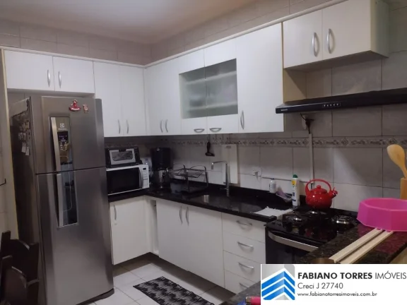 Imagem Ótima oportunidade! Apartamento reformado, com 90 m² de área útil, localizado na Vila Alpina em Santo André.