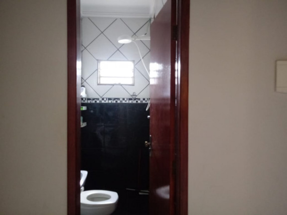 Imagem Casa com 3 Quartos à Venda, 210 m² em Parque Flamboyant - Goiânia