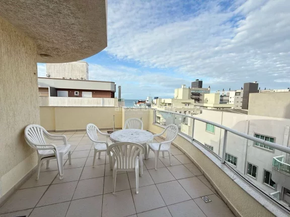 Foto do imóvel Cobertura com pequena vista ao mar em Rua Bigua