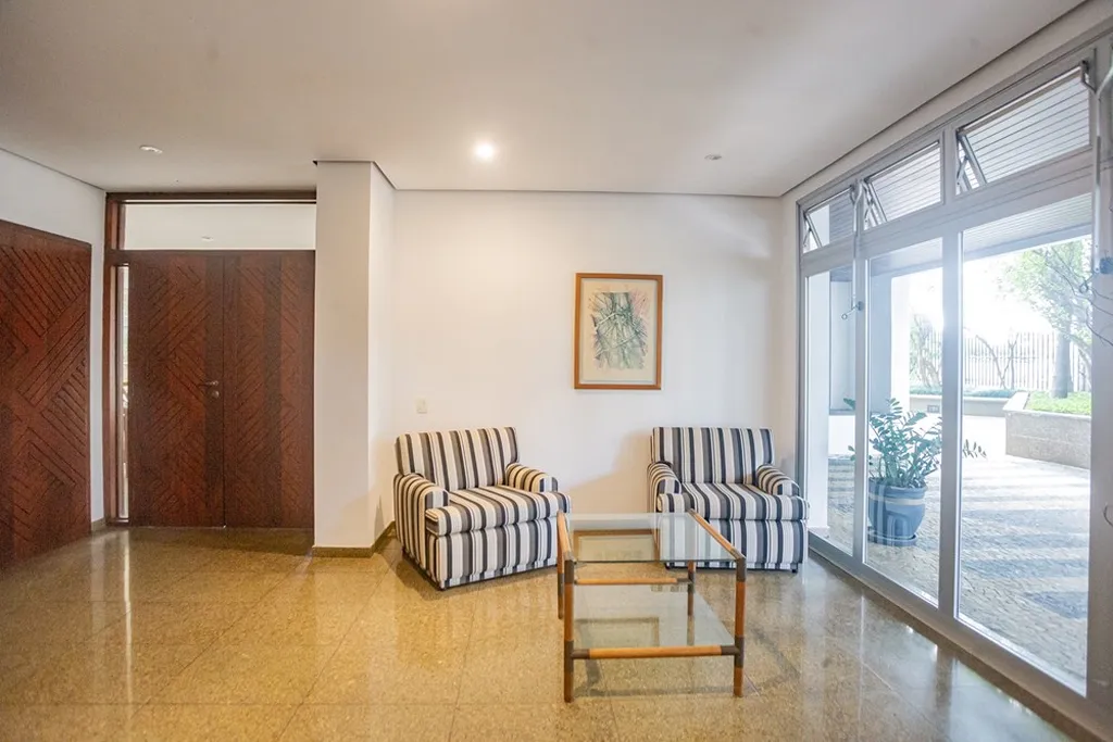 Imagem Apartamento à venda em São Paulo, Campo Belo, com 4 quartos, 220m2