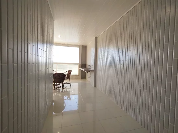 Imagem Apartamento Alto Padrão, 04 Suites, 03 Salas, DCE, Varanda Gourmet, Frente Mar, 03 Vagas de Garagem, Beira Mar, Praia do Morro, Guarapari - ES