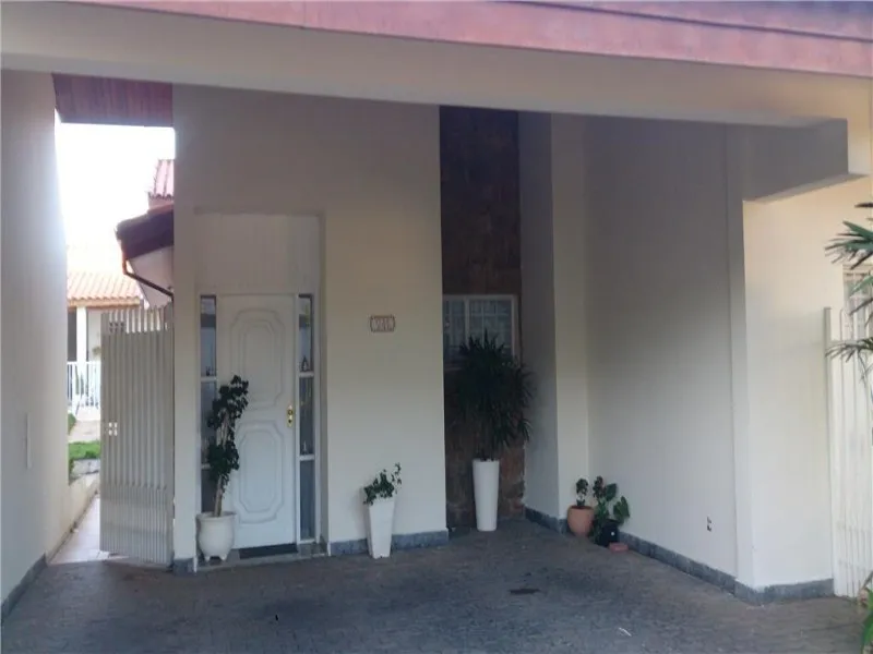 Imagem CASA RESIDENCIAL À VENDA OU LOCAÇÃO, JARDIM PIRES DE MELLO, SOROCABA.