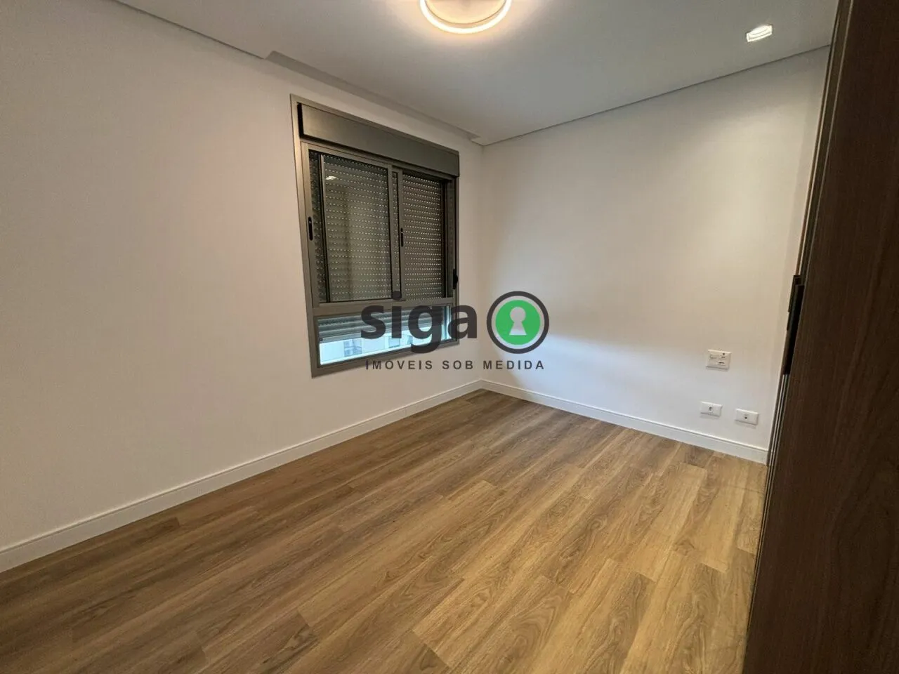 Imagem Residência de Alto Padrão na Cidade Jardim com 3 Suítes e 3 Vagas