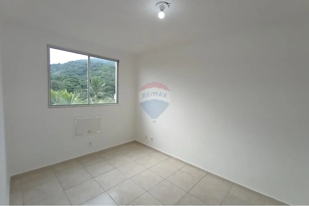 Imagem Apartamento com 2 quartos para venda em Guaratiba - RJ