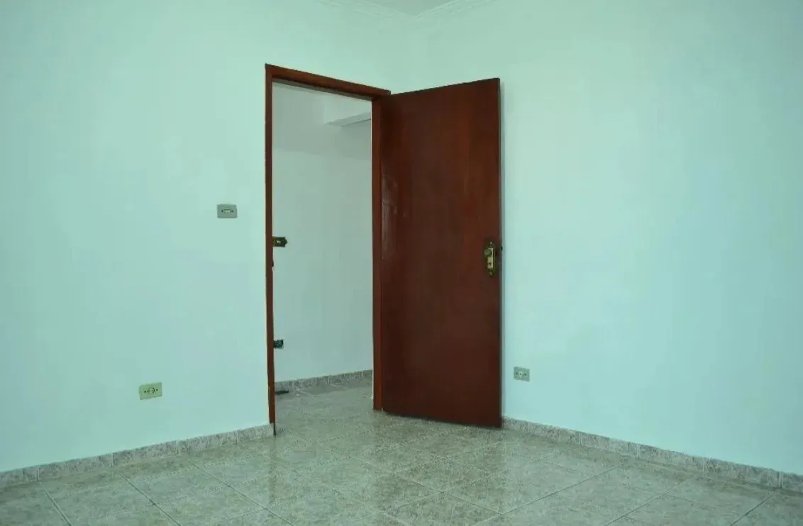 Imagem Casa para Venda em São Paulo, Jardim Ipanema (Zona Oeste), 6 dormitórios, 2 vagas