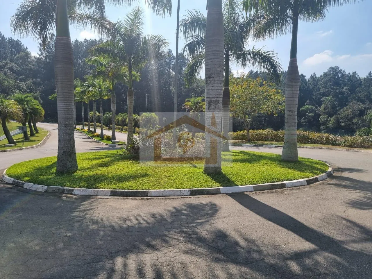 Imagem Bela Iluminação Natural 3 suítes, 4 vagas