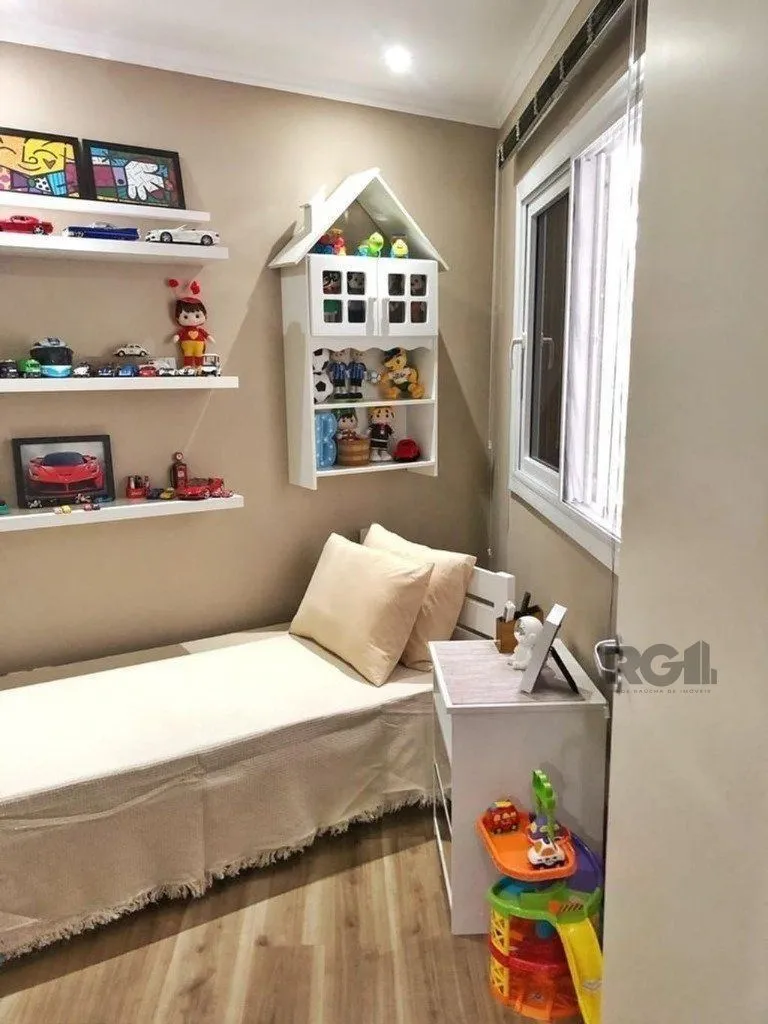 Imagem Casa em condomínio 114m² - 3 dormitórios, 1 suíte e 2 vagas no bairro Sarandi