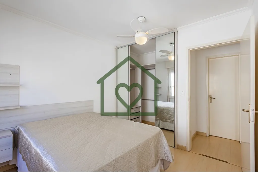 Imagem Apartamento no bairro São João, em Porto Alegre, localizado na Rua Honório Silveira Dias, próxim...