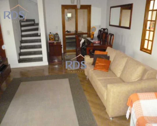 Casa em Condomínio - Sobrado / Residencial / Parque Assunção em Rua das Camélias