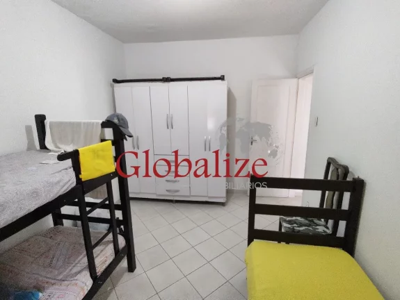 Imagem Apartamento à venda com 2 dormitórios no bairro da Encruzilhada em Santos por R$ 330.000,00