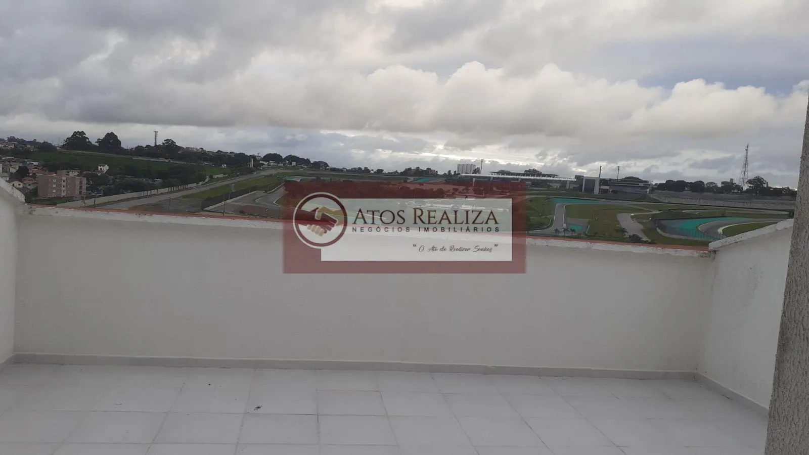 Imagem Alugo Apartamento em Interlagos - São Paulo