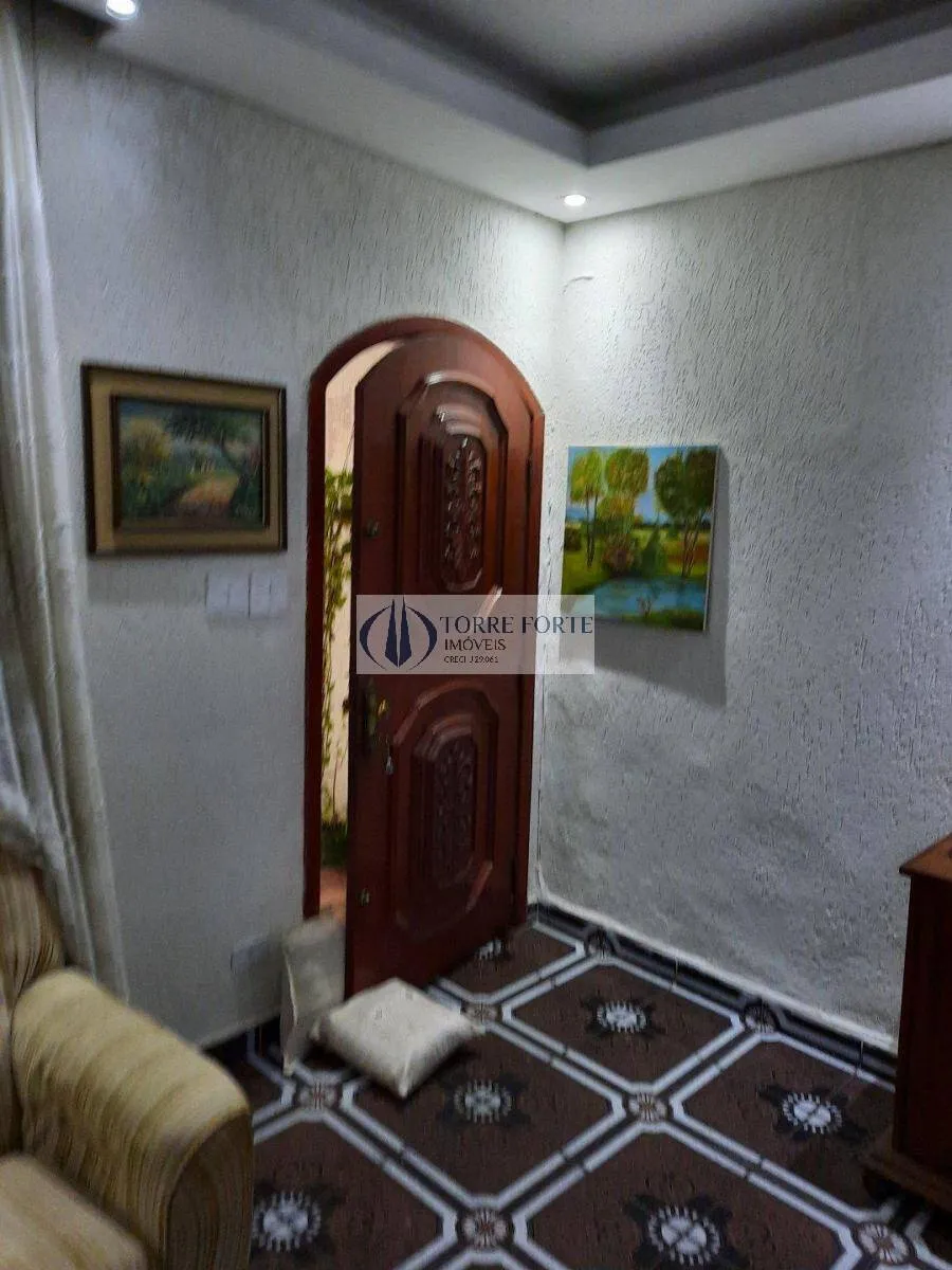 Imagem Casa de 152m² com 3 dormitórios e 2 vagas no Alto do Pari
