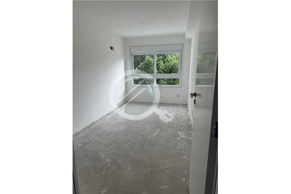 Imagem Ótimo apartamento novo, 87m2, 2 dormitórios sendo um suíte, amplo living, ensolarado, 2 vagas de ...