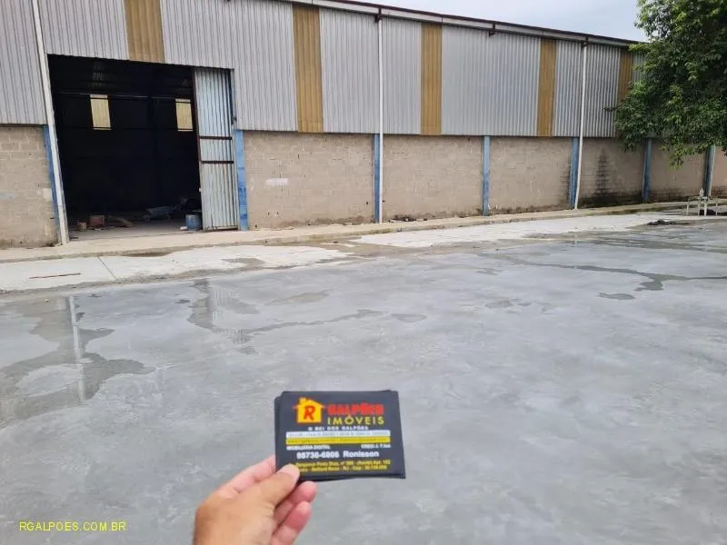 Imagem Galpão para Locação em DUQUE DE CAXIAS, Capivari, 2 banheiros