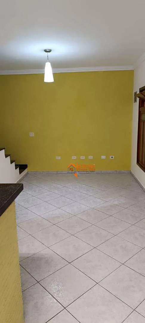 Imagem Sobrado com 2 dormitórios para alugar, 90 m² por R$ 2.500,00/mês - Jardim Tranqüilidade - Guarulhos/SP