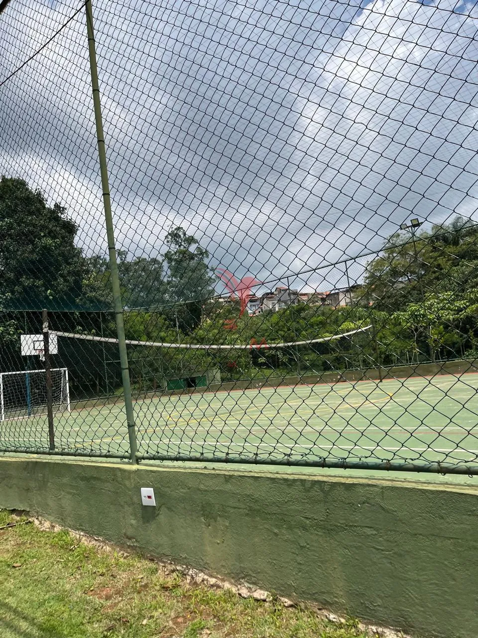 Imagem Casa com piscina a venda no Condomínio São Fernando Residência em Barueri/SP