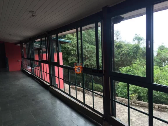 Imagem Sítio com 5 dormitórios à venda, 28000 m² por R$ 1.200.000 - Serra do Lopo - Extrema/MG