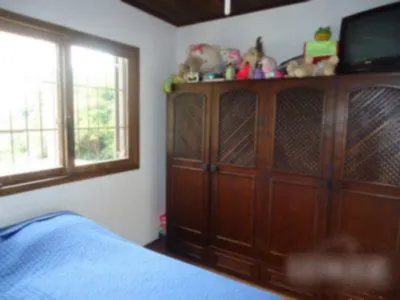 Imagem Casa para Venda - 174m², 3 dormitórios, sendo 1 suites, Belém Novo