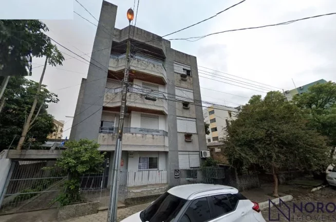 Apartamento Central de 2 Dormitórios com Terraço em Santa Maria