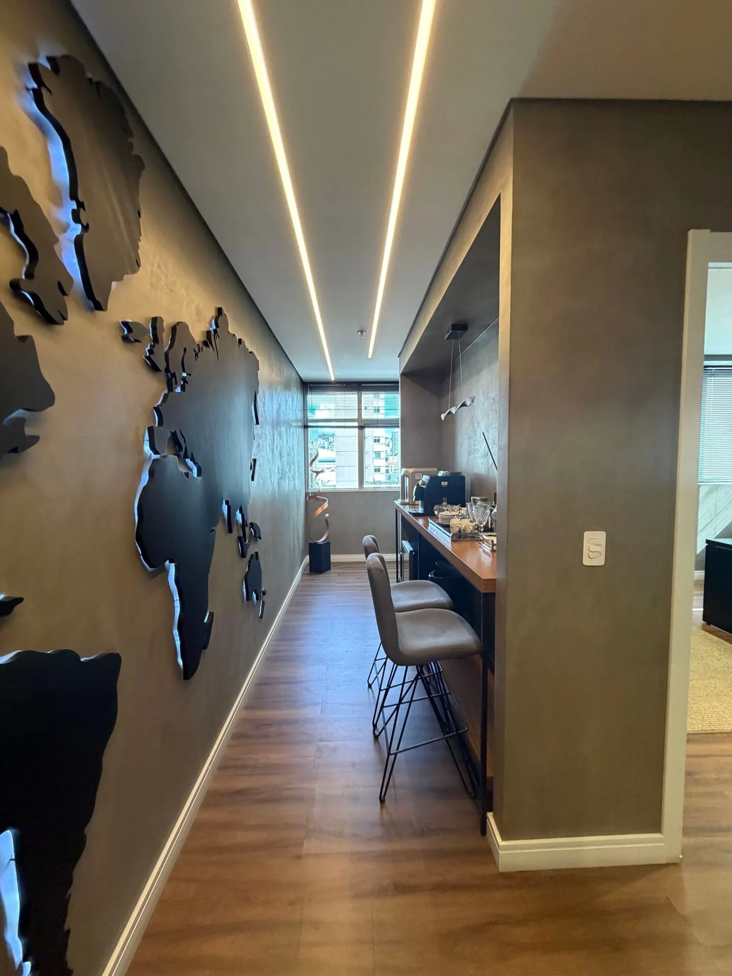 Imagem Sala comercial à venda no bairro Funcionários - Belo Horizonte/MG