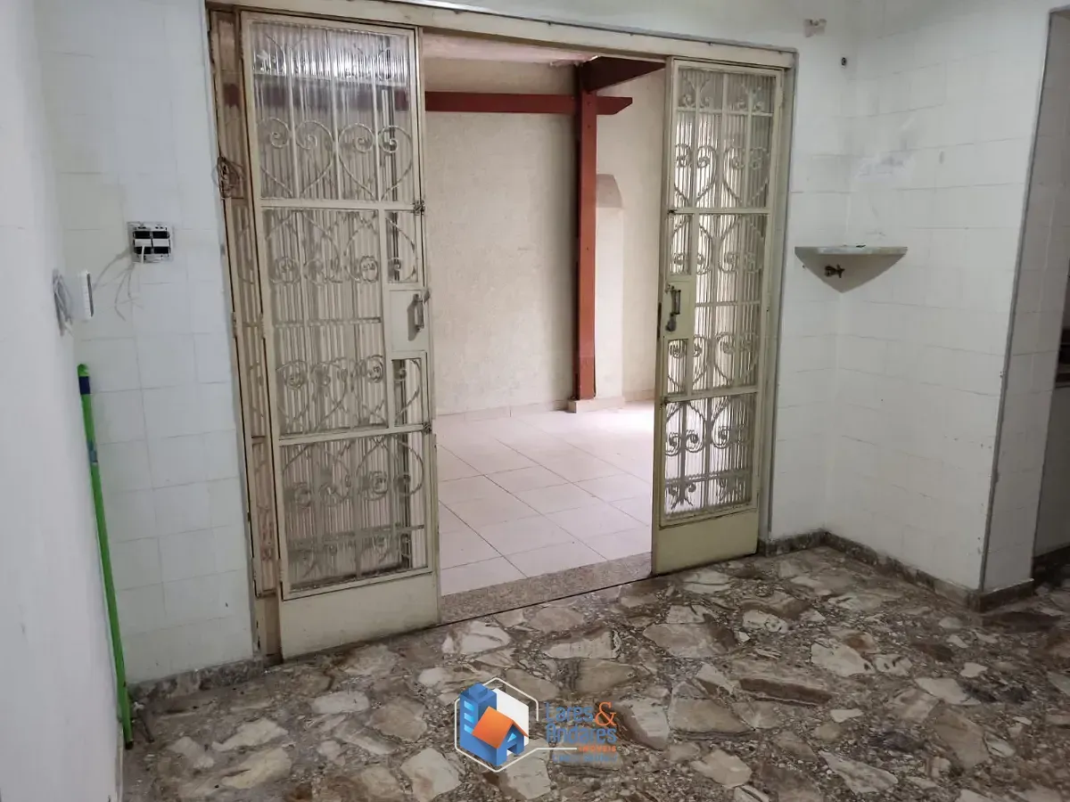 Imagem Casa para venda em Água Branca com 3 quartos, sendo 2 suítes, 228m²