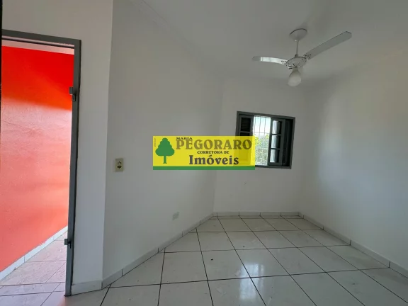 Imagem Sobrado à venda na Praia do Porto Novo em Caraguatatuba-SP: 2 quartos, 1 sala, 2 banheiros, 1 vaga de garagem, 95,00 m².