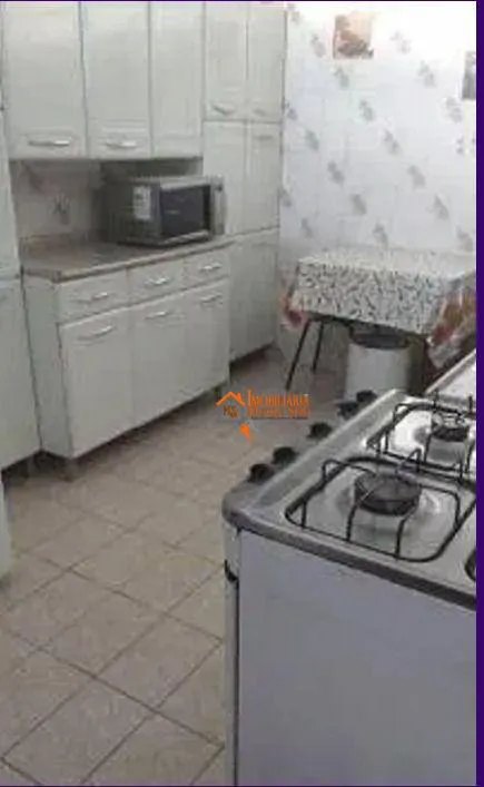 Imagem Casa à Venda na Cidade Maia | 250 m² de Terreno | 2 Dormitórios | 3 Vagas | Aceita Financiamento