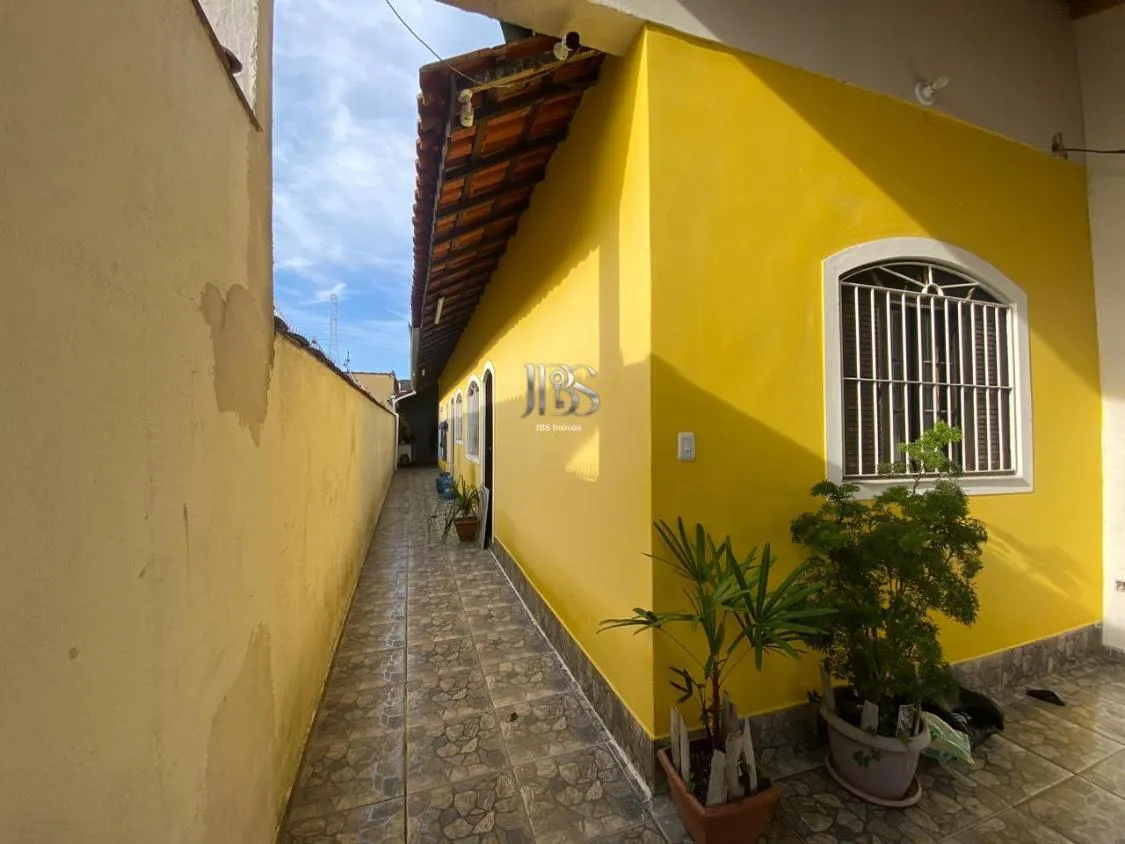 Imagem CASA 2 DORM LADO PISTA E ACEITA FINANCIAMENTO BANCÁRIO NO JARDIM SUARÃO EM ITANHAÉM