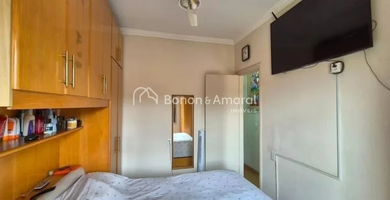 Imagem Localizada na vibrante cidade de Campinas, esta espaçosa casa é uma excelente opção para quem bu...