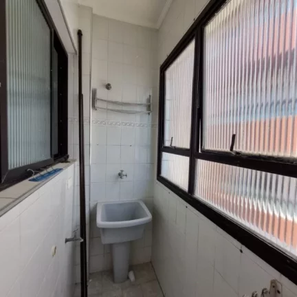 Imagem Excelente Apartamento de 2 Dormitório, com elevador em otima localização, á venda Imobiliaria Consulte Imoveis.