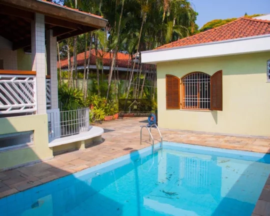 Imagem RARIDADE CASA TÉRREA CAMPO BELO TERRENO 508 M A/C 380,00 4 SUITES 6 VAGAS PISCINA LOCAL TRANQUILO