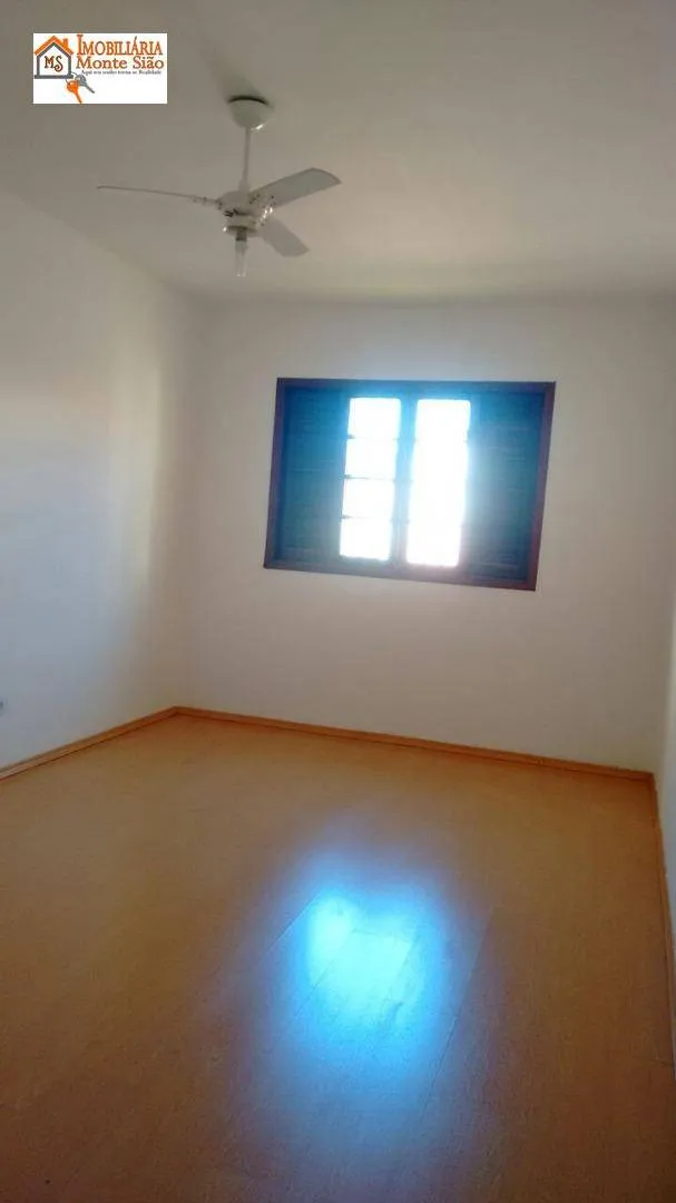 Imagem Sobrado com 3 dormitórios à venda, 263 m² por R$ 799.000,00 - Vila Galvão - Guarulhos/SP