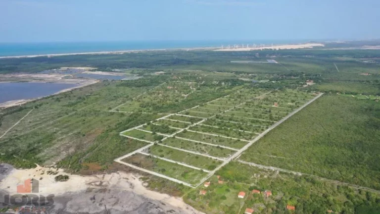 Imagem Terreno em Condomínio a Venda no bairro Centro - Cascavel, CE