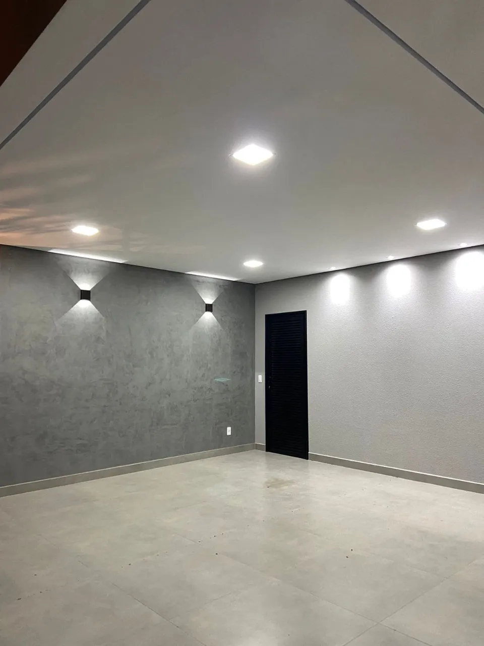 Imagem Casa de alto padrão no Parque Ibiti Reserva em Sorocaba-SP: 3 quartos, 3 suítes, 3 salas, 5 banheiros e 4 vagas.