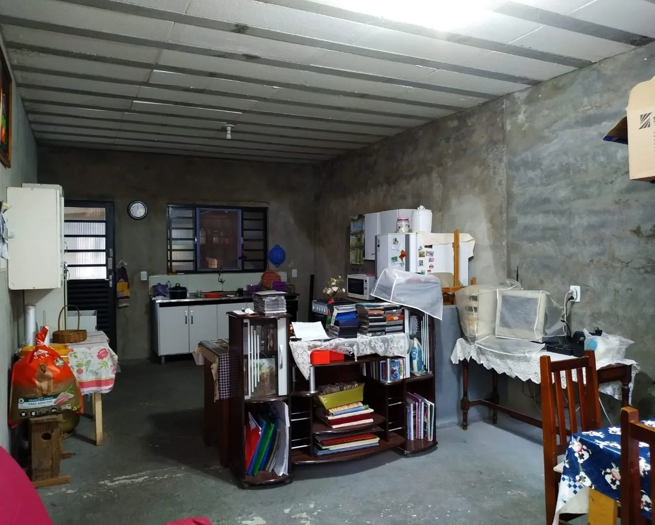Imagem Casa à venda 2 Quartos, 1 Suite, 1 Vaga, 250M², Conjunto Residencial Araretama, Pindamonhangaba - SP