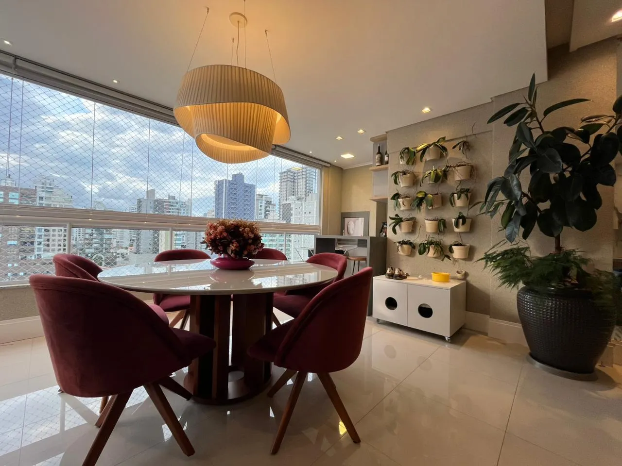 Imagem Apartamento à venda com 145m2 por R$ 1.699.000,00
