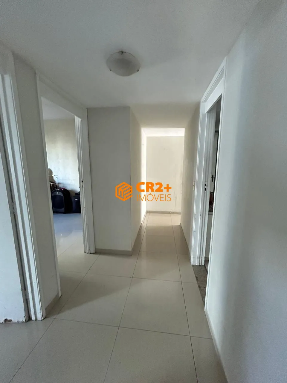 Imagem Vendo Apartamento na Domingos Ferreira, Nascente- 175m²