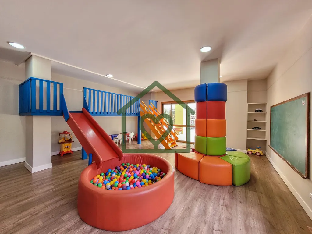 Imagem LIFE SQUARE MENINO DEUS O conforto de uma casa, a segurança de um condomínio e a estrutura de um r...
