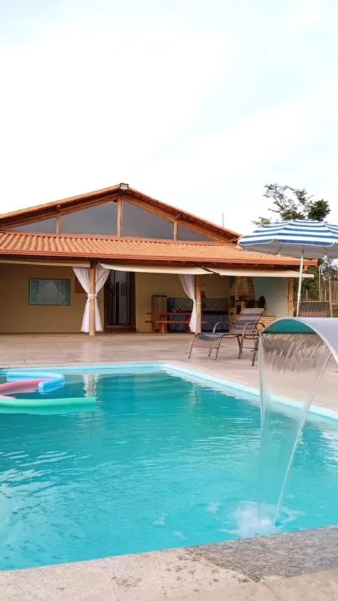 Vendo uma belíssima chácara em Esmeraldas , Com área total de 1.270 m²