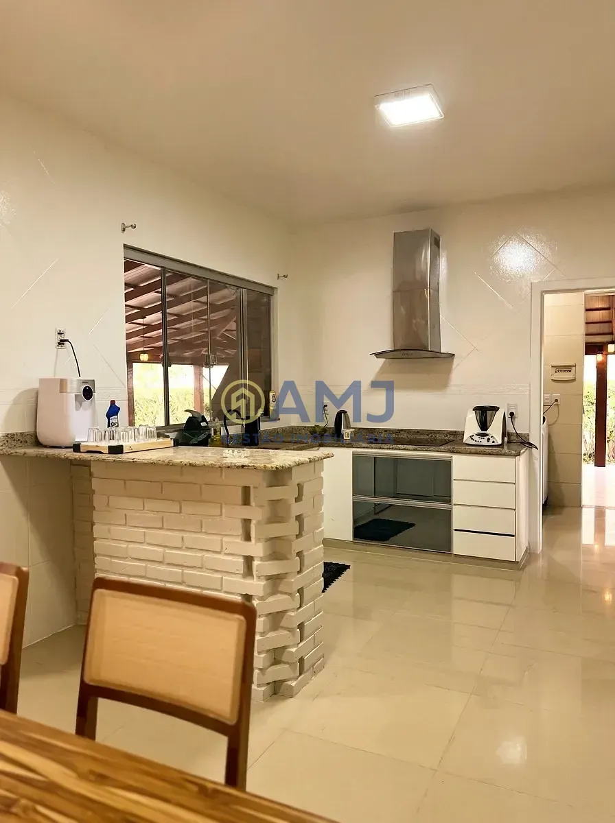 Imagem CHÁCARA DE ALTO PADRÃO À VENDA NO TERRA DO BOI | 5 QUARTOS | 2.287 M² | ACEITA FINANCIAMENTO