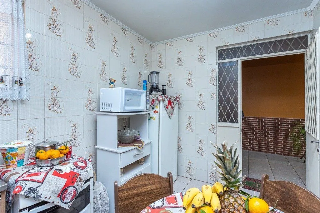 Imagem Casa Condominio para Venda - 325m², 3 dormitórios, 3 vagas - Teresópolis