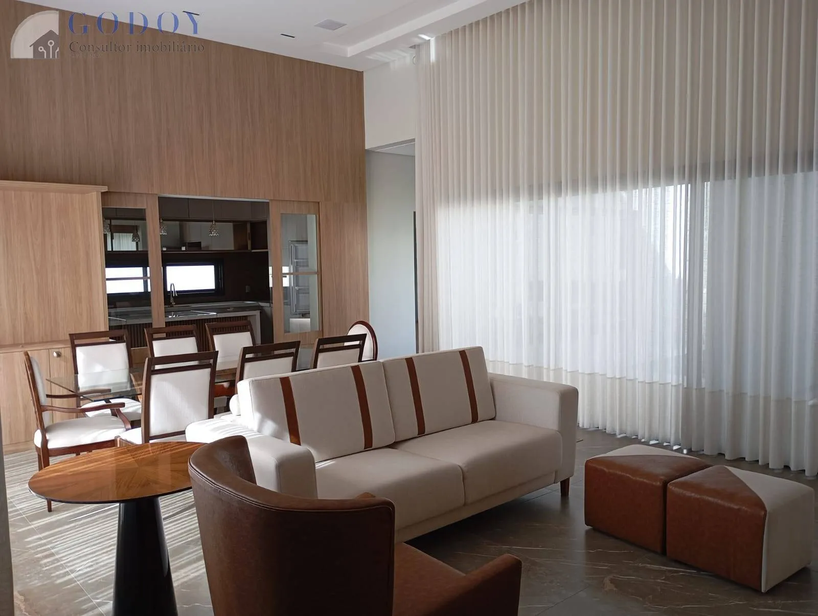 Imagem Exclusiva Casa Térrea - Conforto, Sofisticação e Amplo Terreno